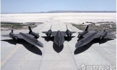 世界上最先进的侦察机，SR-71黑鸟侦察机(实战中没有一架被击落过)_军事之最_世界之最 - 1316世界之最